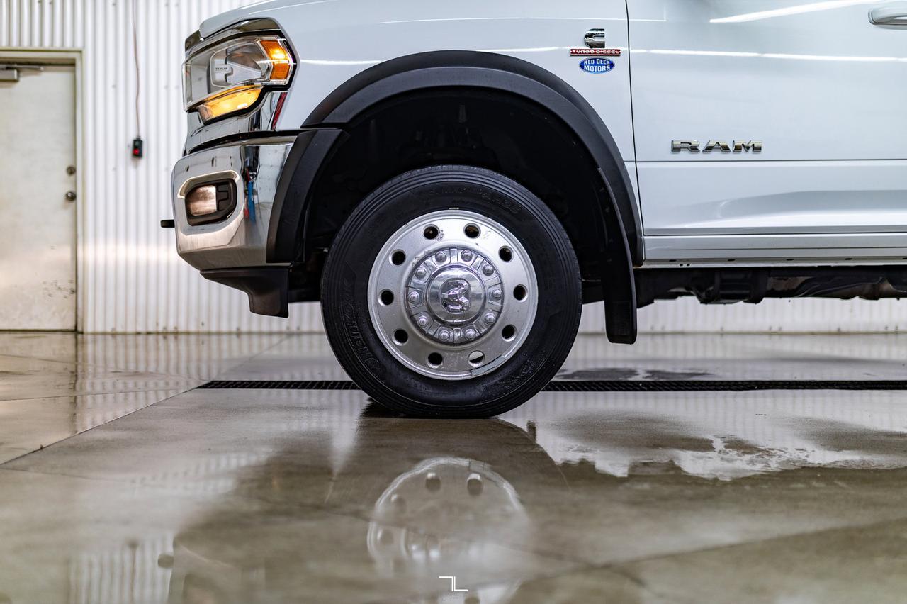 2022 Ram 5500 4x4 Crew Cab SLT Diesel Deck AISIN Red Deer AB