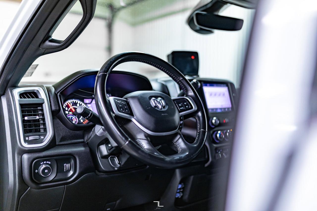 2022 Ram 5500 4x4 Crew Cab SLT Diesel Deck AISIN Red Deer AB