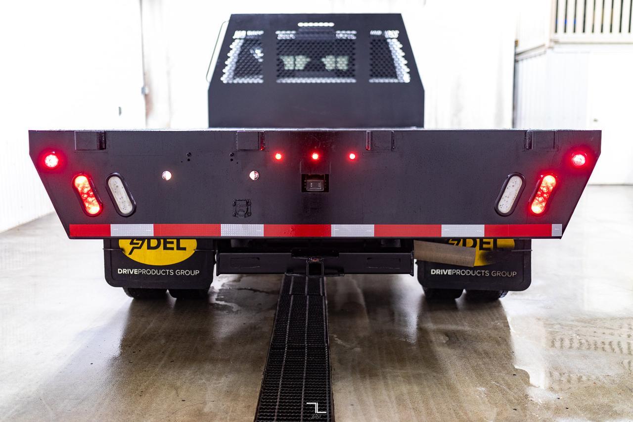 2022 Ram 5500 4x4 Crew Cab SLT Diesel Deck AISIN Red Deer AB