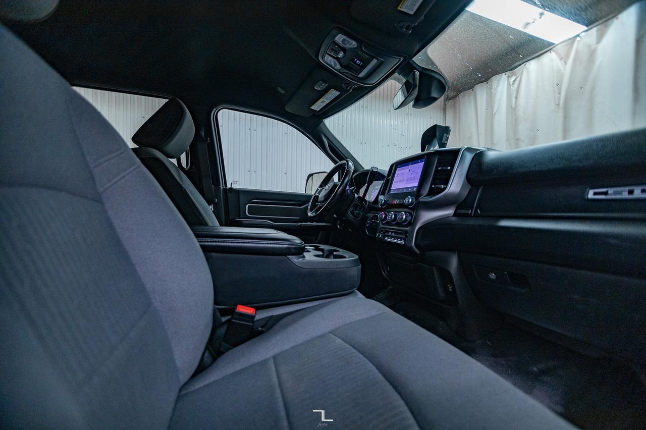 2022 Ram 5500 4x4 Crew Cab SLT Diesel Deck AISIN Red Deer AB