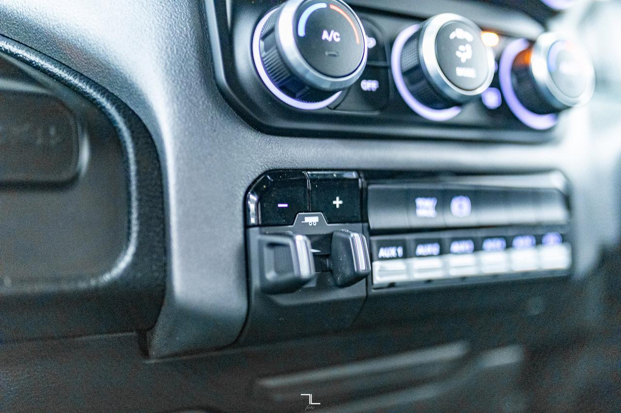 2022 Ram 5500 4x4 Crew Cab SLT Diesel Deck AISIN Red Deer AB