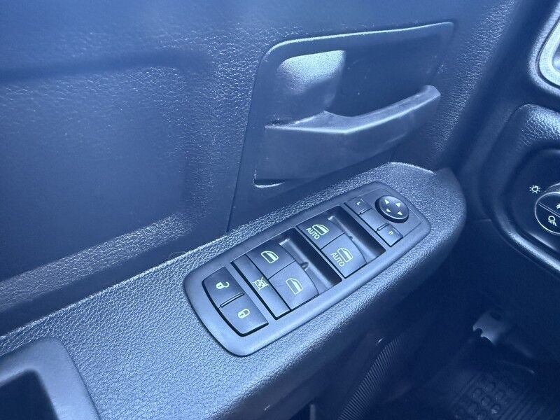 2022 Ram 5500 4x4 Diesel Flatbed 52k mi's Tradesman Collinsville OK