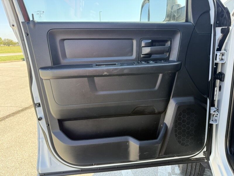 2022 Ram 5500 4x4 Diesel Flatbed 60k mi's Tradesman Collinsville OK