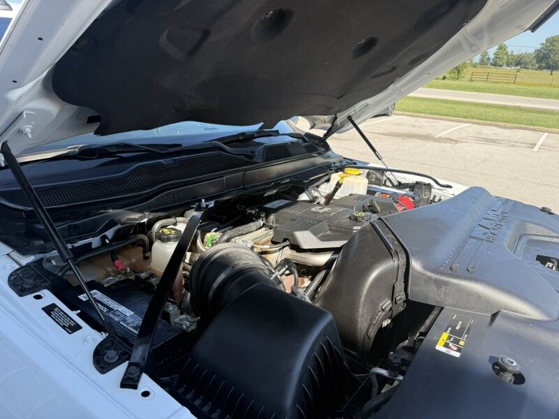 2022 Ram 5500 4x4 Diesel Flatbed 60k mi's Tradesman Collinsville OK