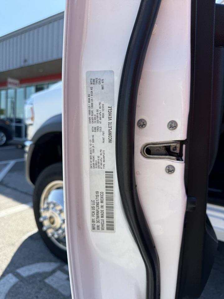 2022 Ram 5500 4x4 Diesel Flatbed 60k mi's Tradesman Collinsville OK