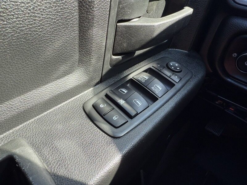 2022 Ram 5500 4x4 Diesel Flatbed 60k mi's Tradesman Collinsville OK