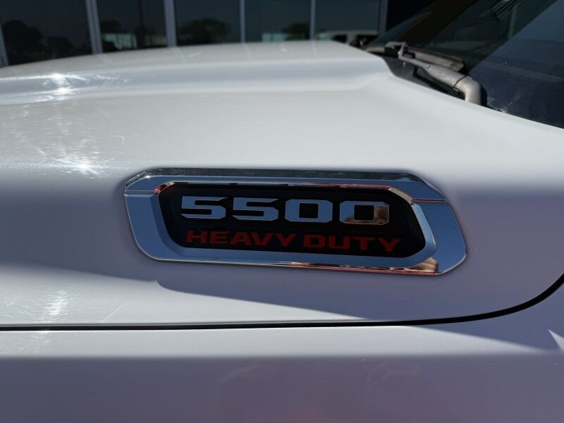 2022 Ram 5500 4x4 Diesel Flatbed 60k mi's Tradesman Collinsville OK