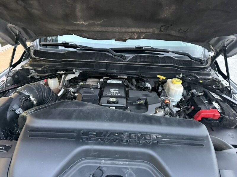 2022 Ram 5500 4x4 Diesel Flatbed 67k mi's Tradesman Collinsville OK