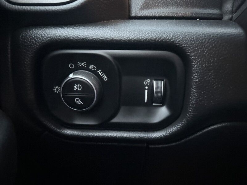 2022 Ram 5500 4x4 Diesel Flatbed 67k mi's Tradesman Collinsville OK