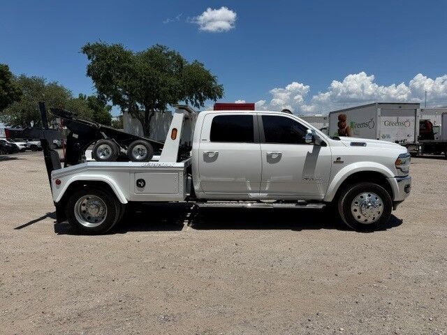 2022 Ram 5500 Chassis Cab - Laramie Jerr-Dan MPL-NGS Standard Wrecker Truck Tampa FL