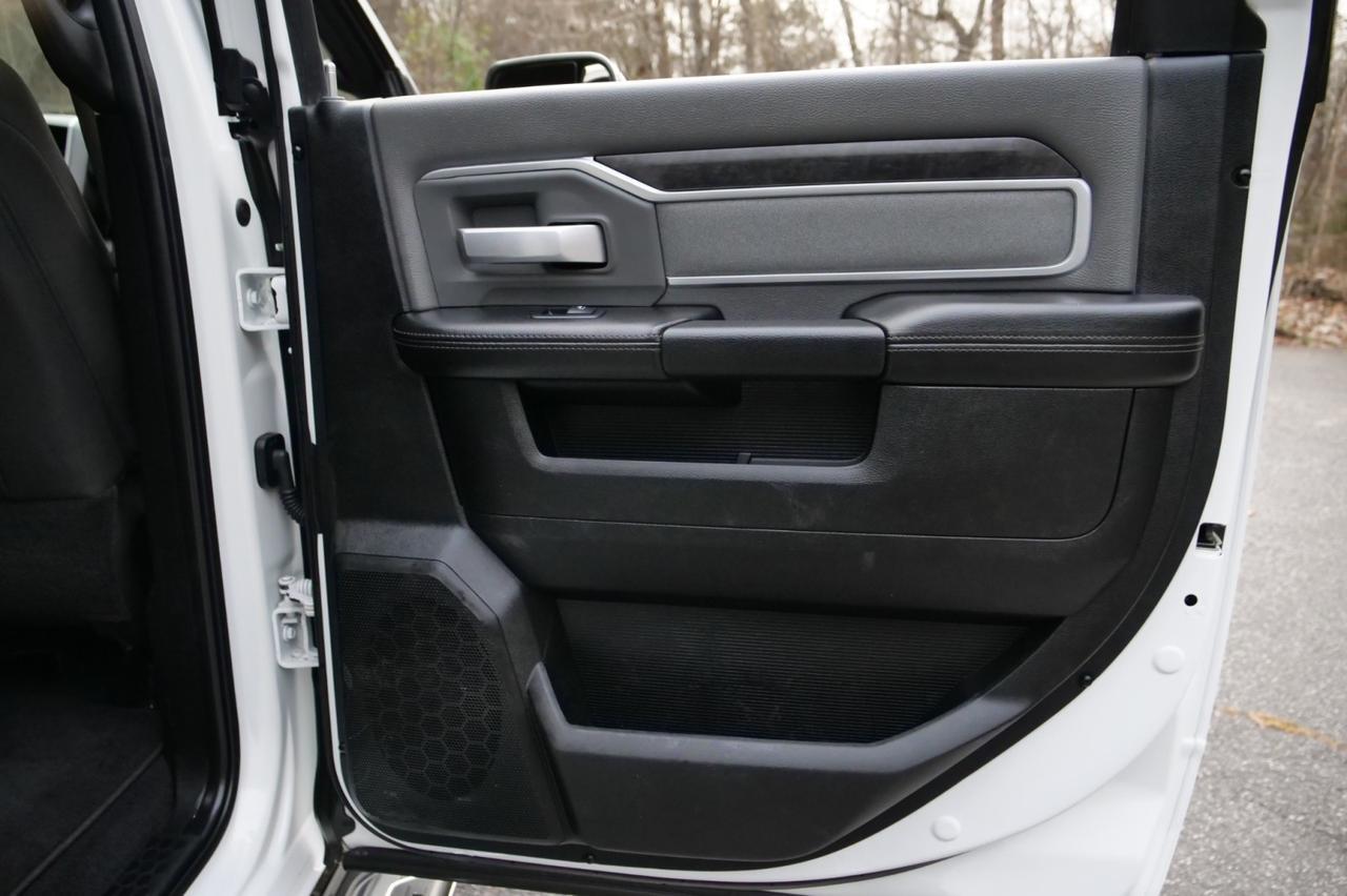 2022 Ram 5500 Chassis Cab SLT / Aisin / 6.7L Cummins Turbo Diesel! Lincolnton NC