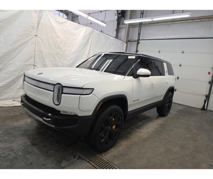 2022 Rivian R1S