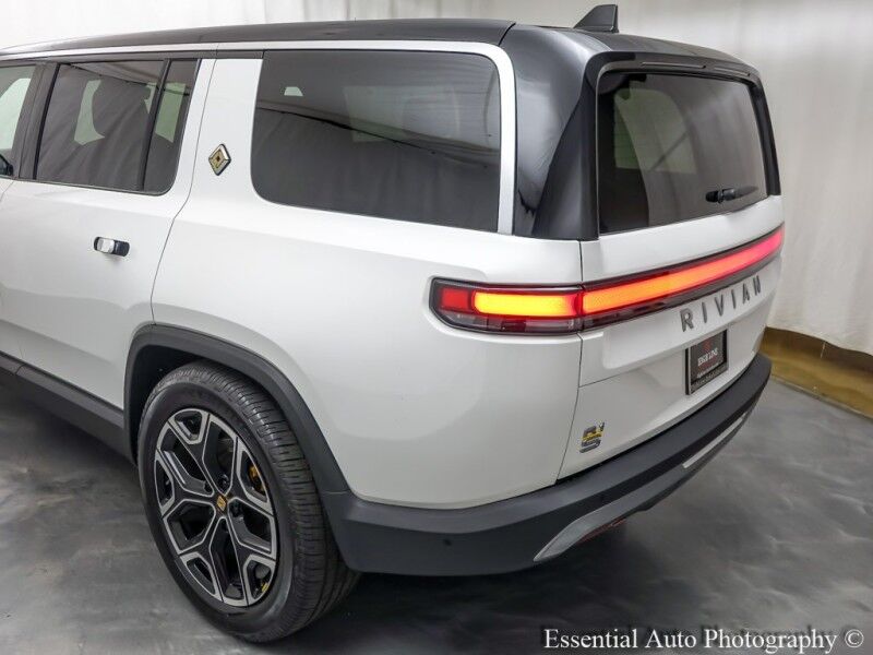 2022 Rivian R1S Launch Edition Willowbrook IL