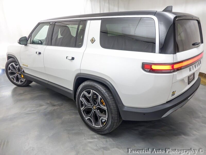 2022 Rivian R1S Launch Edition Willowbrook IL