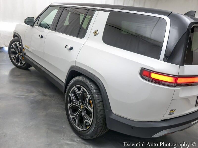 2022 Rivian R1S Launch Edition Willowbrook IL