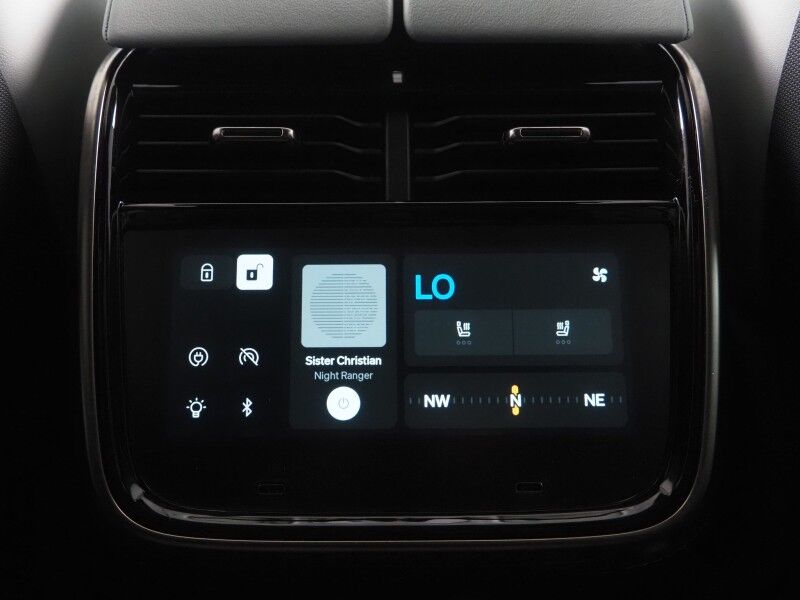 2022 Rivian R1T Adventure Package AWD *QUAD-MOTOR, LARGE BATTERY PACK, NAVIGATION, ADAPTIVE CRUISE, SAFETY ALERTS, 360 VIEW CAMERAS, PANORAMA GLASS ROOF, CLIMATE SEATS, HEATED STEERING, MERIDIAN AUDIO, 21 INCH WHEELS, WIRELESS CHARGING Round Rock TX