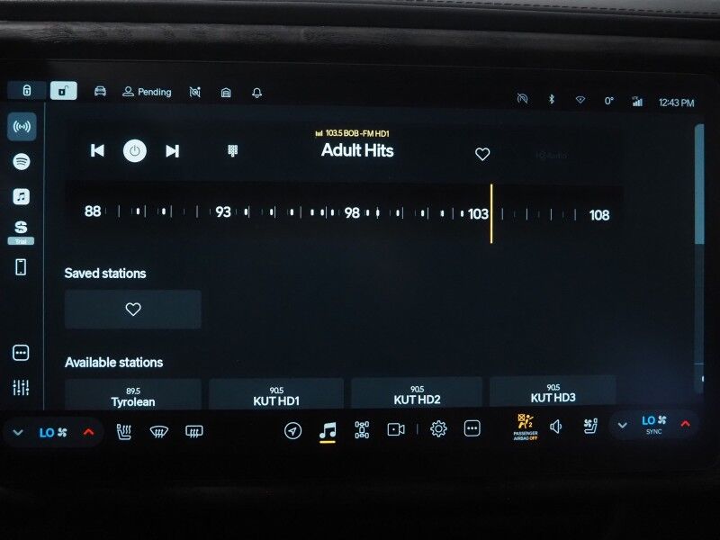 2022 Rivian R1T Adventure Package AWD *QUAD-MOTOR, LARGE BATTERY PACK, NAVIGATION, ADAPTIVE CRUISE, SAFETY ALERTS, 360 VIEW CAMERAS, PANORAMA GLASS ROOF, CLIMATE SEATS, HEATED STEERING, MERIDIAN AUDIO, 21 INCH WHEELS, WIRELESS CHARGING Round Rock TX