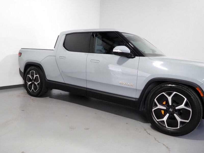 2022 Rivian R1T Adventure Package AWD *QUAD-MOTOR, LARGE BATTERY PACK, NAVIGATION, ADAPTIVE CRUISE, SAFETY ALERTS, 360 VIEW CAMERAS, PANORAMA GLASS ROOF, CLIMATE SEATS, HEATED STEERING, MERIDIAN AUDIO, 21 INCH WHEELS, WIRELESS CHARGING Round Rock TX