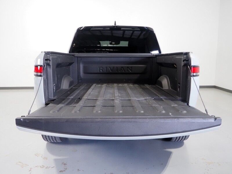 2022 Rivian R1T Adventure Package AWD *QUAD-MOTOR, LARGE BATTERY PACK, NAVIGATION, ADAPTIVE CRUISE, SAFETY ALERTS, 360 VIEW CAMERAS, PANORAMA GLASS ROOF, CLIMATE SEATS, HEATED STEERING, MERIDIAN AUDIO, 21 INCH WHEELS, WIRELESS CHARGING Round Rock TX
