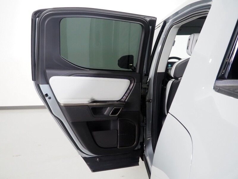2022 Rivian R1T Adventure Package AWD *QUAD-MOTOR, LARGE BATTERY PACK, NAVIGATION, ADAPTIVE CRUISE, SAFETY ALERTS, 360 VIEW CAMERAS, PANORAMA GLASS ROOF, CLIMATE SEATS, HEATED STEERING, MERIDIAN AUDIO, 21 INCH WHEELS, WIRELESS CHARGING Round Rock TX