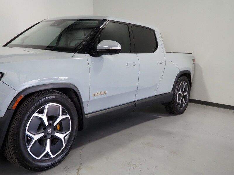 2022 Rivian R1T Adventure Package AWD *QUAD-MOTOR, LARGE BATTERY PACK, NAVIGATION, ADAPTIVE CRUISE, SAFETY ALERTS, 360 VIEW CAMERAS, PANORAMA GLASS ROOF, CLIMATE SEATS, HEATED STEERING, MERIDIAN AUDIO, 21 INCH WHEELS, WIRELESS CHARGING Round Rock TX
