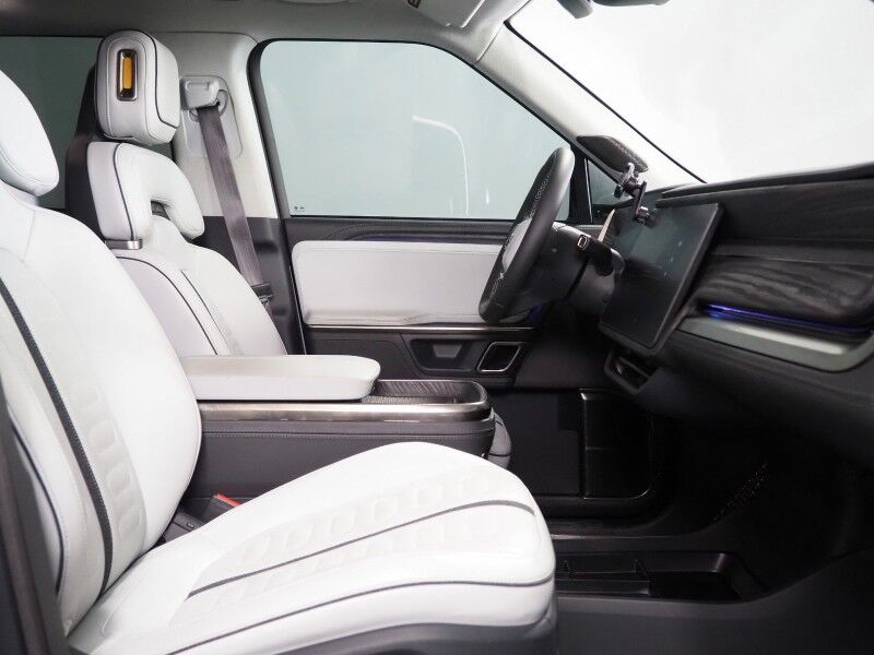 2022 Rivian R1T Adventure Package AWD *QUAD-MOTOR, LARGE BATTERY PACK, NAVIGATION, ADAPTIVE CRUISE, SAFETY ALERTS, 360 VIEW CAMERAS, PANORAMA GLASS ROOF, CLIMATE SEATS, HEATED STEERING, MERIDIAN AUDIO, 21 INCH WHEELS, WIRELESS CHARGING Round Rock TX
