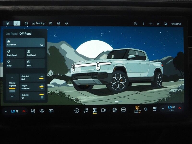 2022 Rivian R1T Adventure Package AWD *QUAD-MOTOR, LARGE BATTERY PACK, NAVIGATION, ADAPTIVE CRUISE, SAFETY ALERTS, 360 VIEW CAMERAS, PANORAMA GLASS ROOF, CLIMATE SEATS, HEATED STEERING, MERIDIAN AUDIO, 21 INCH WHEELS, WIRELESS CHARGING Round Rock TX