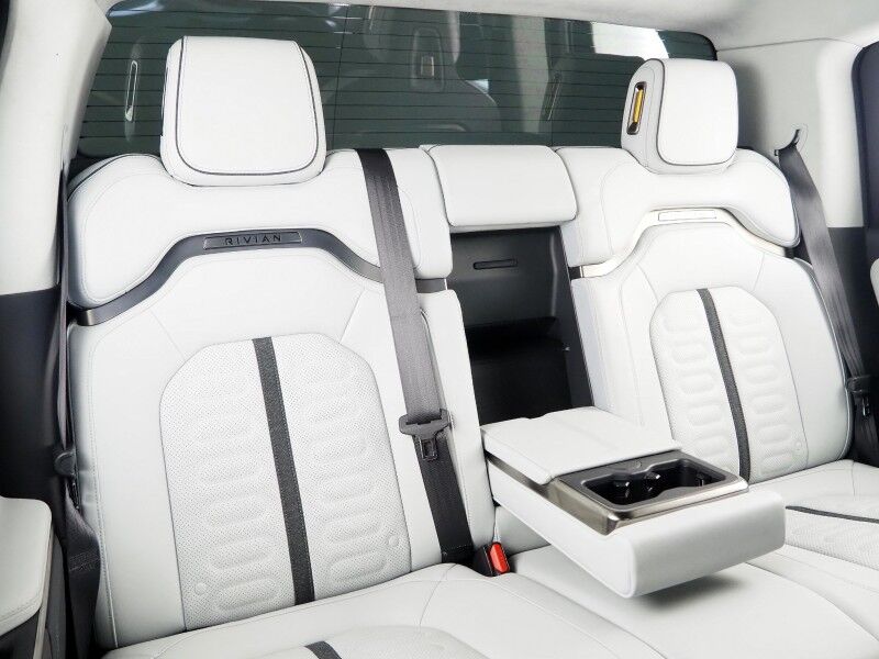 2022 Rivian R1T Adventure Package AWD *QUAD-MOTOR, LARGE BATTERY PACK, NAVIGATION, ADAPTIVE CRUISE, SAFETY ALERTS, 360 VIEW CAMERAS, PANORAMA GLASS ROOF, CLIMATE SEATS, HEATED STEERING, MERIDIAN AUDIO, 21 INCH WHEELS, WIRELESS CHARGING Round Rock TX