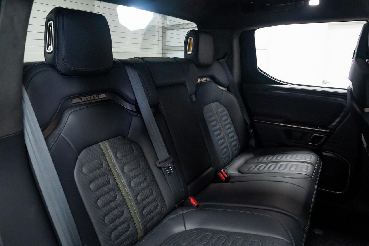 2022 Rivian R1T Launch Edition Vented Seats Launch Edition Package Portland OR