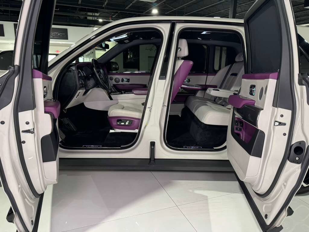 2022 Rolls-Royce Cullinan Black Badge Tempest Grey paint, bespoke interior, shooting star headliner AND MUCH MORE!! Fort Lauderdale FL