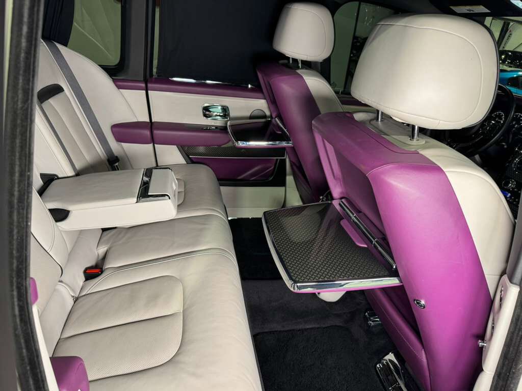 2022 Rolls-Royce Cullinan Black Badge Tempest Grey paint, bespoke interior, shooting star headliner AND MUCH MORE!! Fort Lauderdale FL