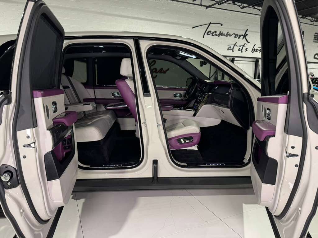 2022 Rolls-Royce Cullinan Black Badge Tempest Grey paint, bespoke interior, shooting star headliner AND MUCH MORE!! Fort Lauderdale FL