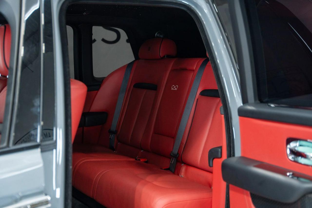 2022 Rolls-Royce Cullinan Sport Utility 4D St. Louis MO