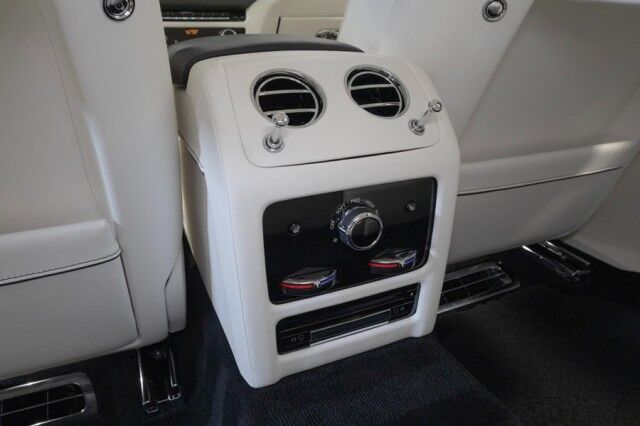2022 Rolls-Royce Ghost ($412,550 MSRP!!) *IMMERSIVE SEATING* *REAR THEATRE* *SHOOTING S San Diego CA