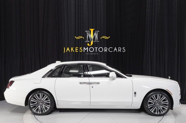 2022 Rolls-Royce Ghost ($412,550 MSRP!!) *IMMERSIVE SEATING* *REAR THEATRE* *SHOOTING S San Diego CA