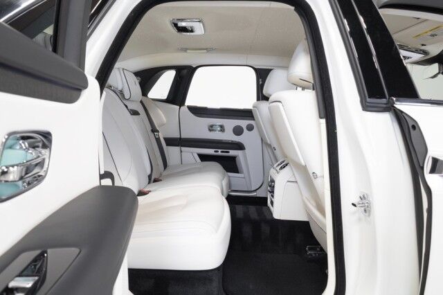 2022 Rolls-Royce Ghost ($412,550 MSRP!!) *IMMERSIVE SEATING* *REAR THEATRE* *SHOOTING S San Diego CA
