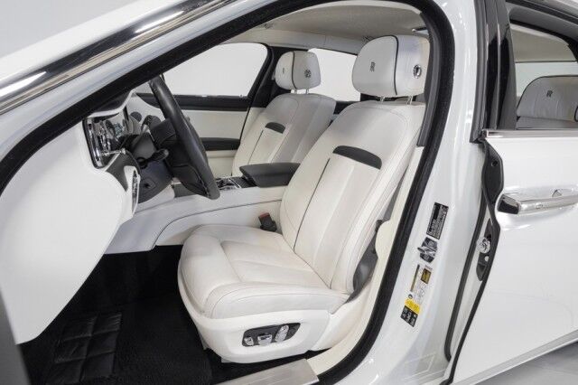 2022 Rolls-Royce Ghost ($412,550 MSRP!!) *IMMERSIVE SEATING* *REAR THEATRE* *SHOOTING S San Diego CA