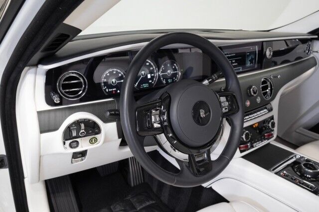2022 Rolls-Royce Ghost ($412,550 MSRP!!) *IMMERSIVE SEATING* *REAR THEATRE* *SHOOTING S San Diego CA