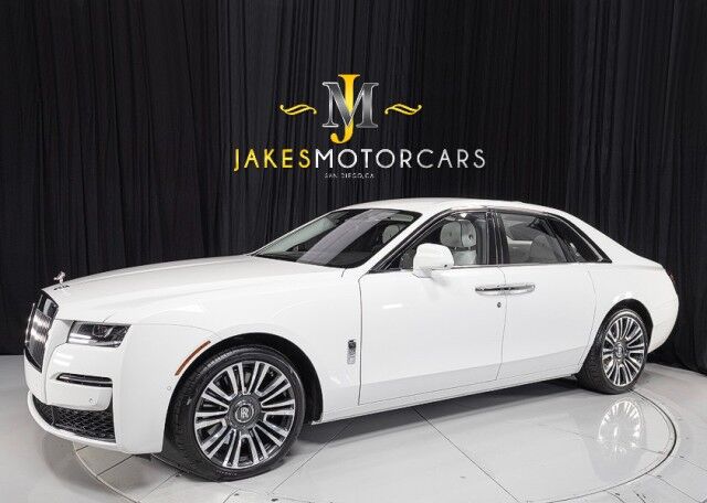 2022 Rolls-Royce Ghost ($412,550 MSRP!!) *IMMERSIVE SEATING* *REAR THEATRE* *SHOOTING STAR HEADLINER* *PICNIC TABLES* *WHITE ON WHITE*