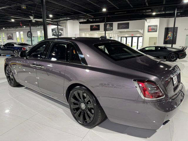 2022 Rolls-Royce Ghost Anthracite II paint, starlight headliner, Bespoke Audio system AND MUCH MORE!! Fort Lauderdale FL
