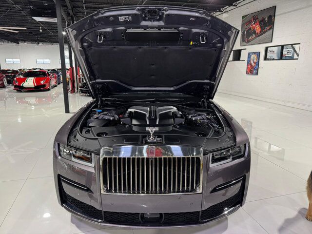 2022 Rolls-Royce Ghost Anthracite II paint, starlight headliner, Bespoke Audio system AND MUCH MORE!! Fort Lauderdale FL