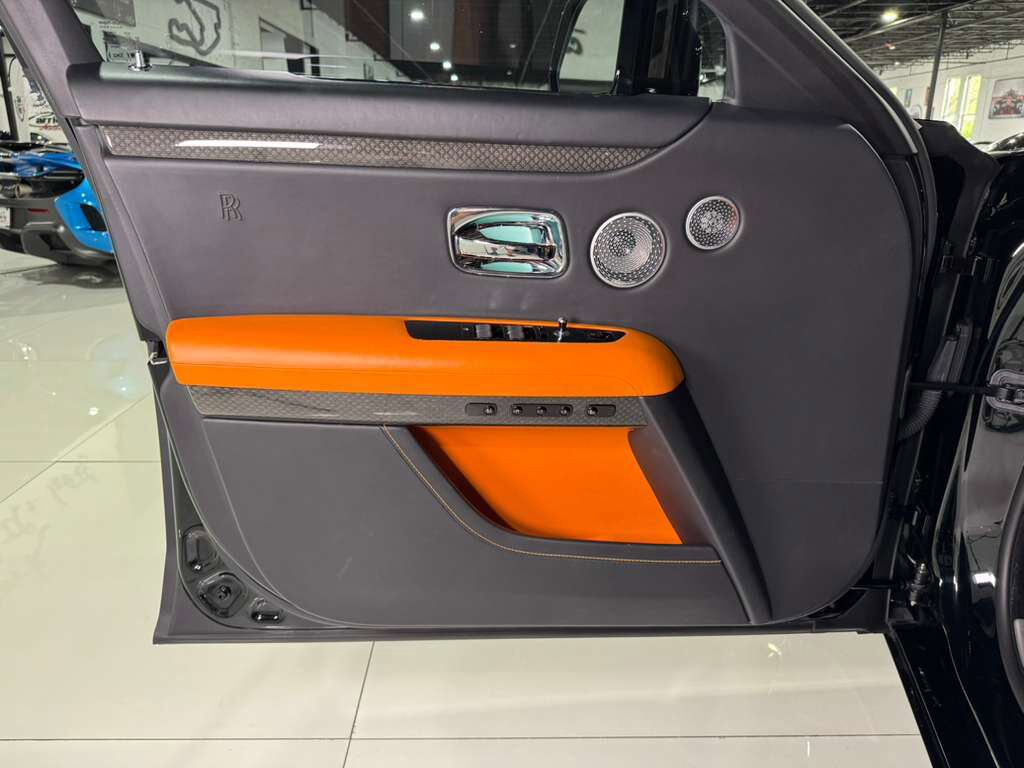 2022 Rolls-Royce Ghost BLACK BADGE!! Mandarin interior/coachline, Bespoke Audio, rear infotainment system AND MUCH MORE!! Fort Lauderdale FL