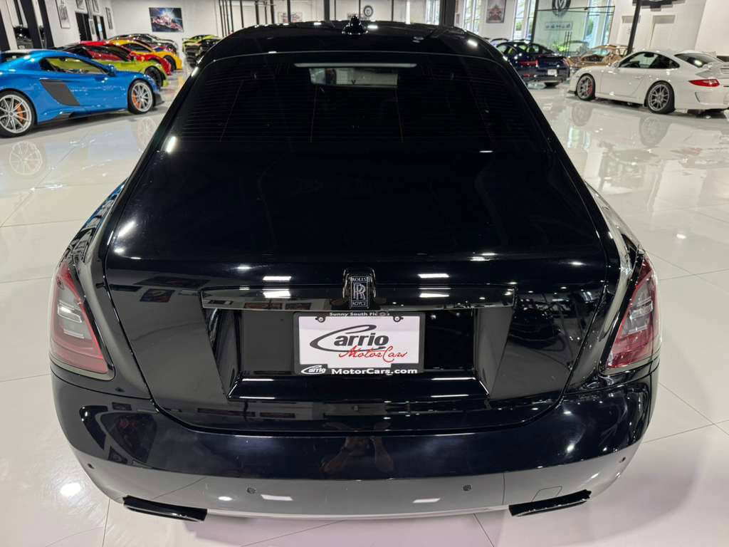 2022 Rolls-Royce Ghost BLACK BADGE!! Mandarin interior/coachline, Bespoke Audio, rear infotainment system AND MUCH MORE!! Fort Lauderdale FL