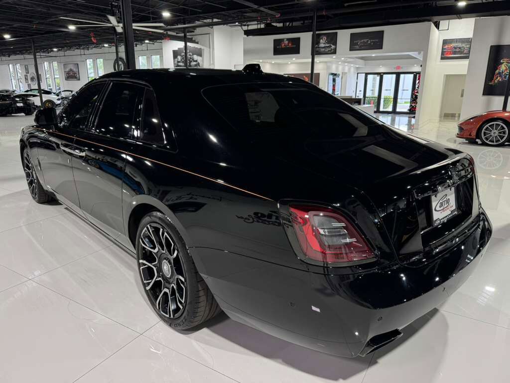 2022 Rolls-Royce Ghost BLACK BADGE!! Mandarin interior/coachline, Bespoke Audio, rear infotainment system AND MUCH MORE!! Fort Lauderdale FL