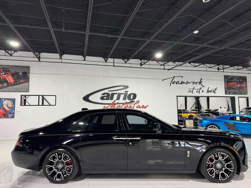 2022 Rolls-Royce Ghost BLACK BADGE!! Mandarin interior/coachline, Bespoke Audio, rear infotainment system AND MUCH MORE!! Fort Lauderdale FL