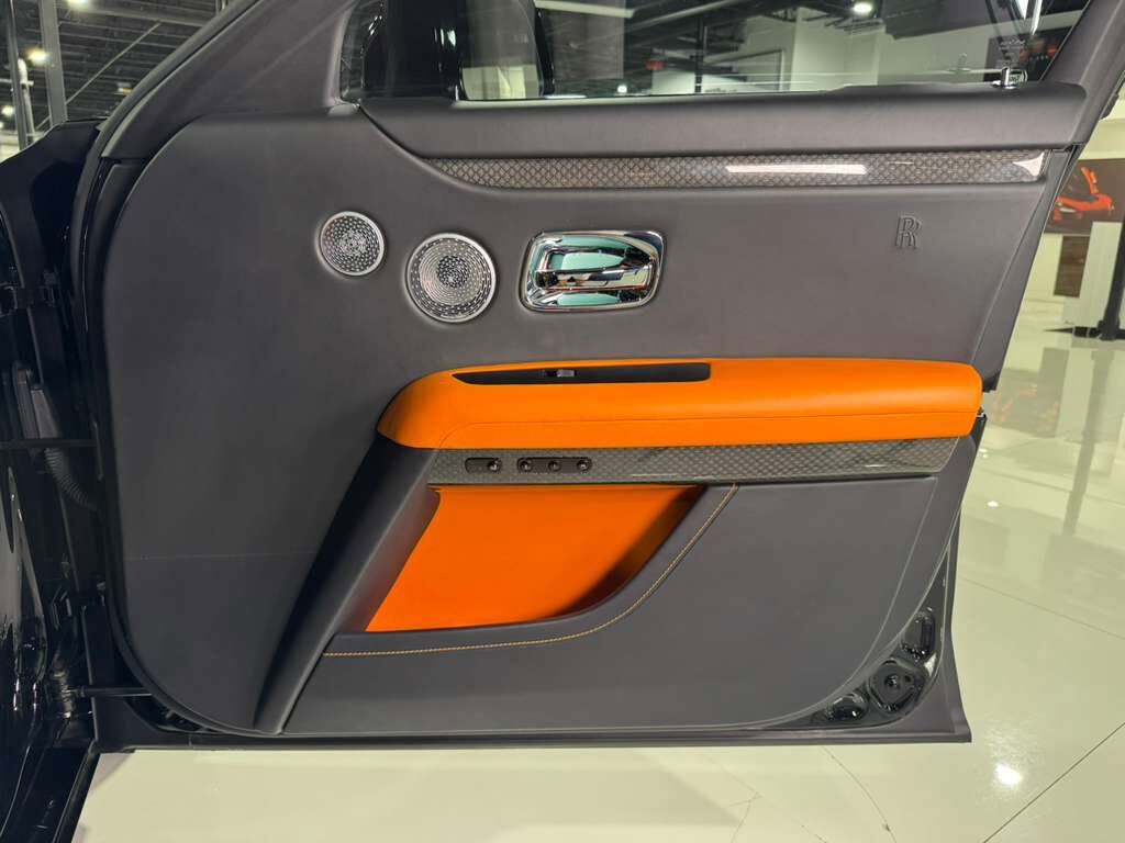2022 Rolls-Royce Ghost BLACK BADGE!! Mandarin interior/coachline, Bespoke Audio, rear infotainment system AND MUCH MORE!! Fort Lauderdale FL