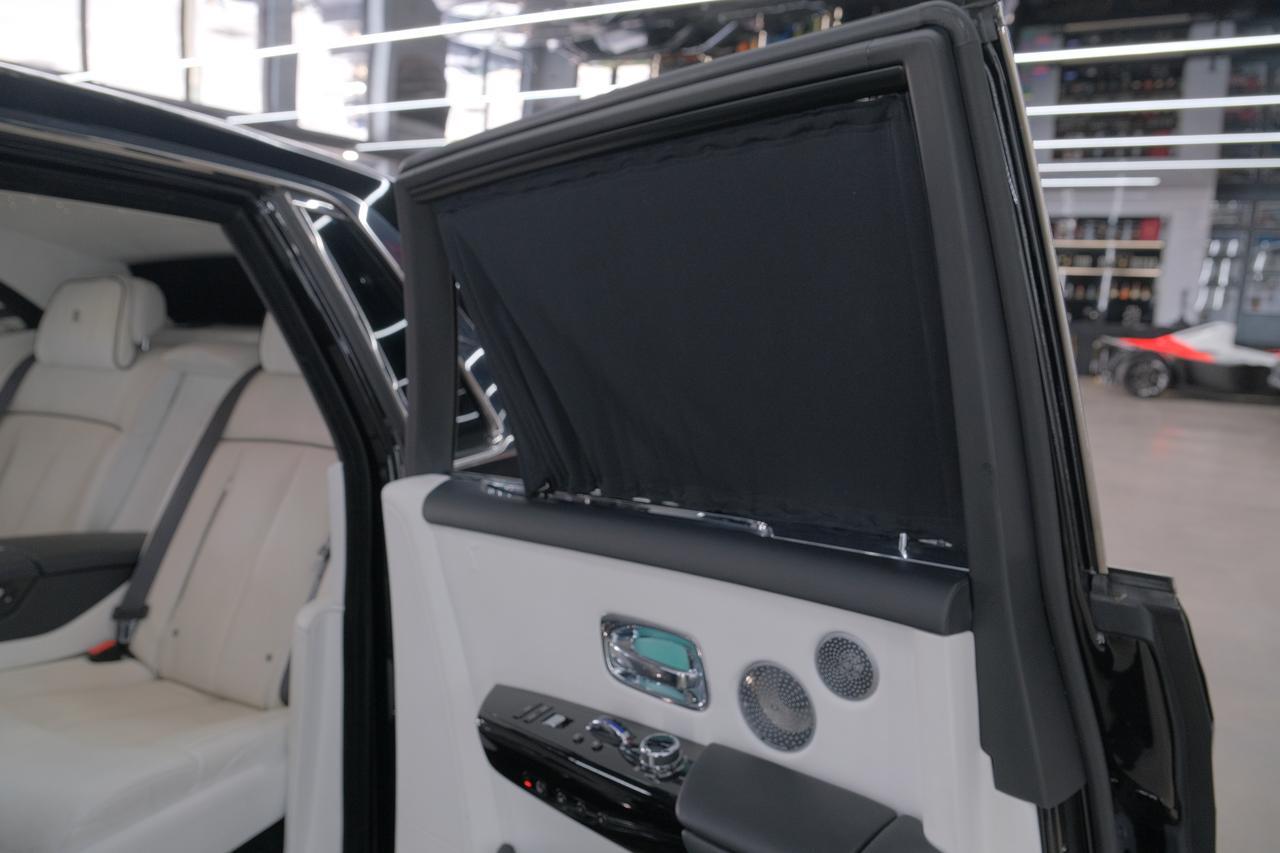 2022 Rolls-Royce Phantom Base Miami FL