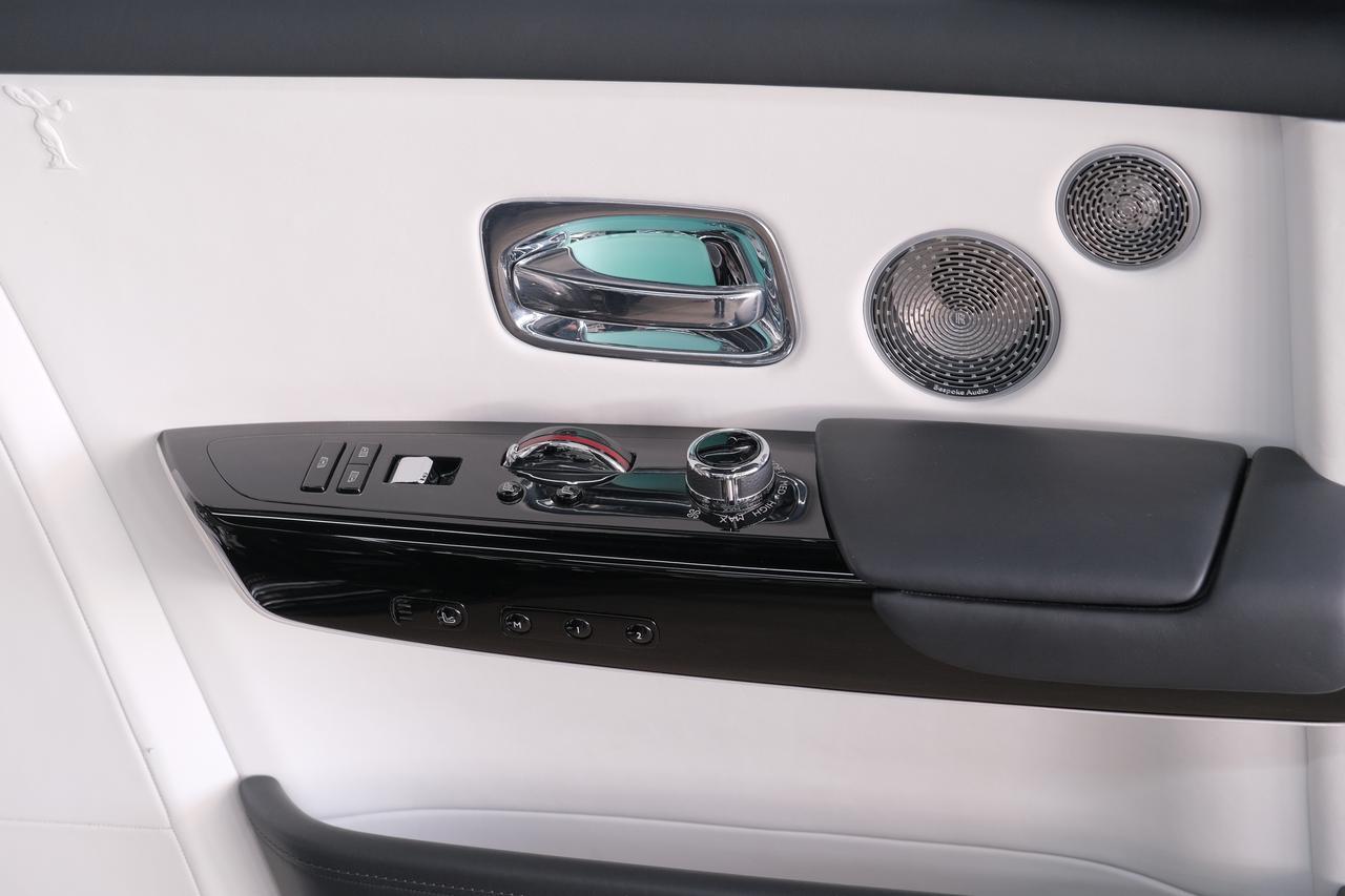 2022 Rolls-Royce Phantom Base Miami FL