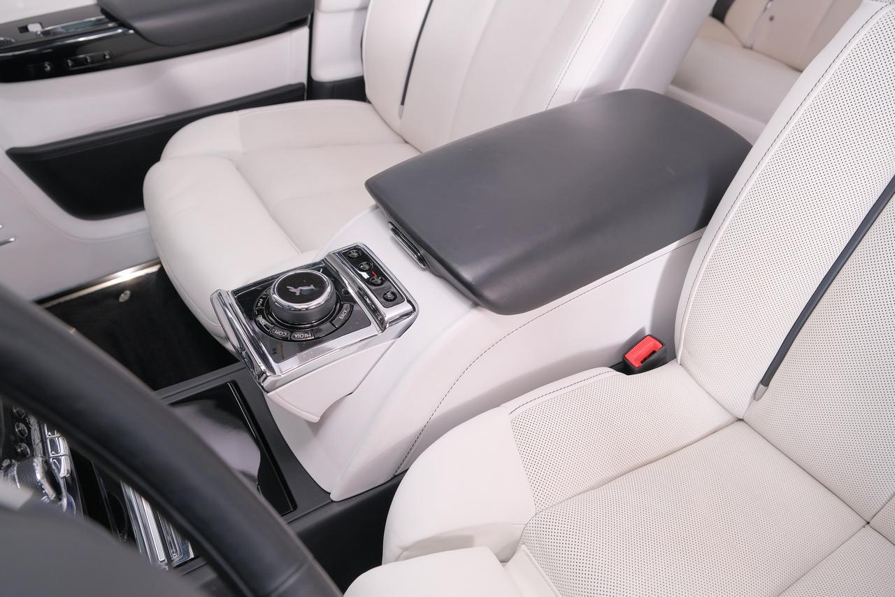 2022 Rolls-Royce Phantom Base Miami FL