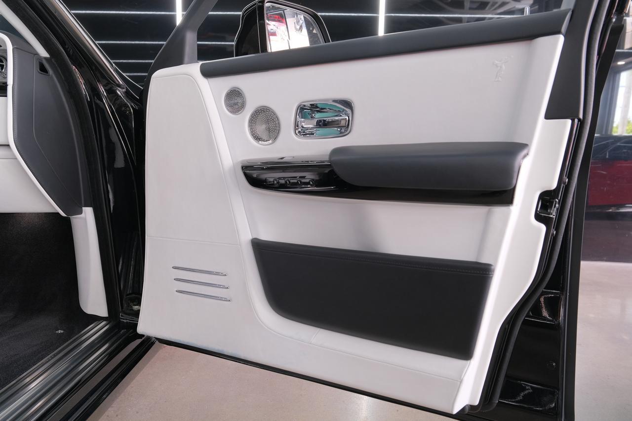 2022 Rolls-Royce Phantom Base Miami FL